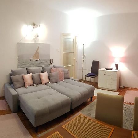 Ravagy Apartman Kecskemet Bagian luar foto