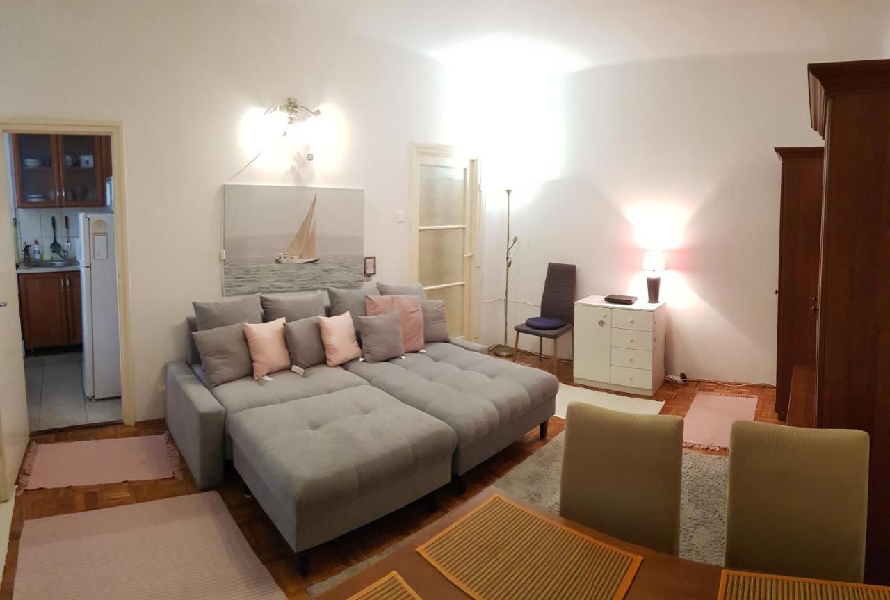 Ravagy Apartman Kecskemet Bagian luar foto